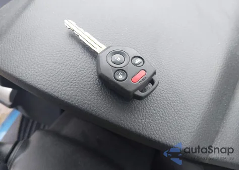 2016 Subaru Crosstrek 2.0I Premium из США, поврежденный, VIN JF2GPADCXG8205701